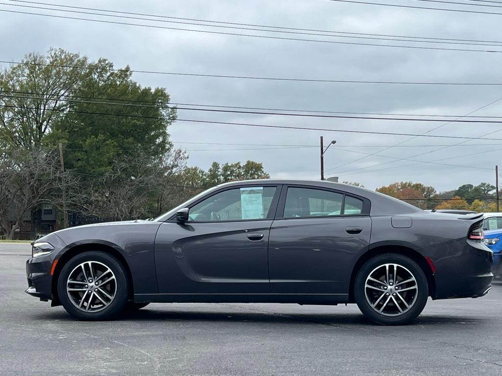 2019 Dodge Charger SXT photo 4