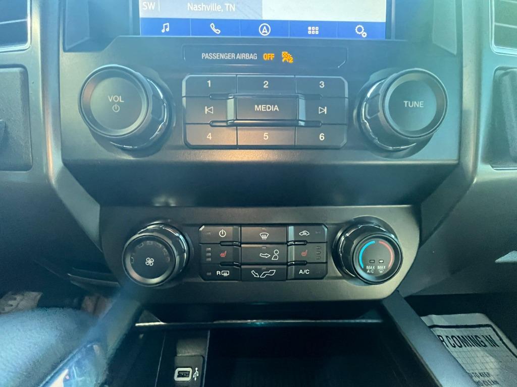 2019 Ford F-150 XLT photo 11