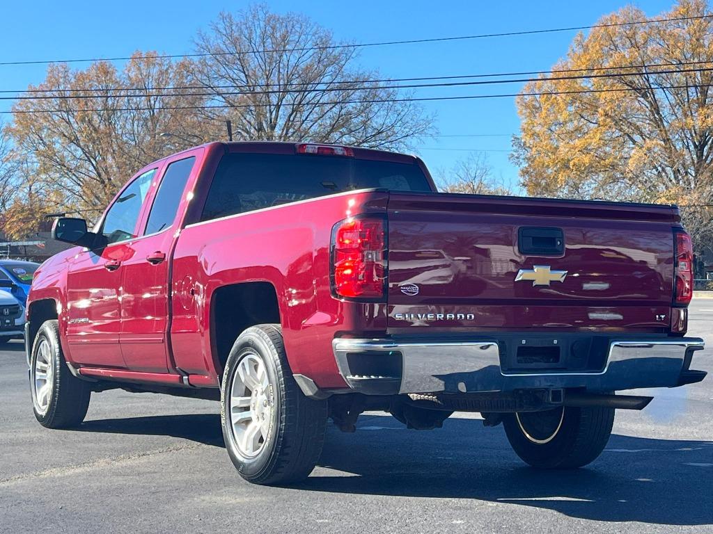 2018 Chevrolet Silverado 1500 LT photo 5