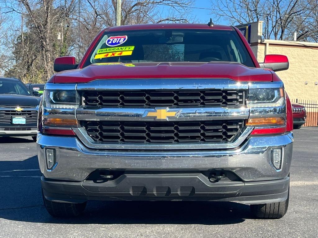 2018 Chevrolet Silverado 1500 LT photo 2