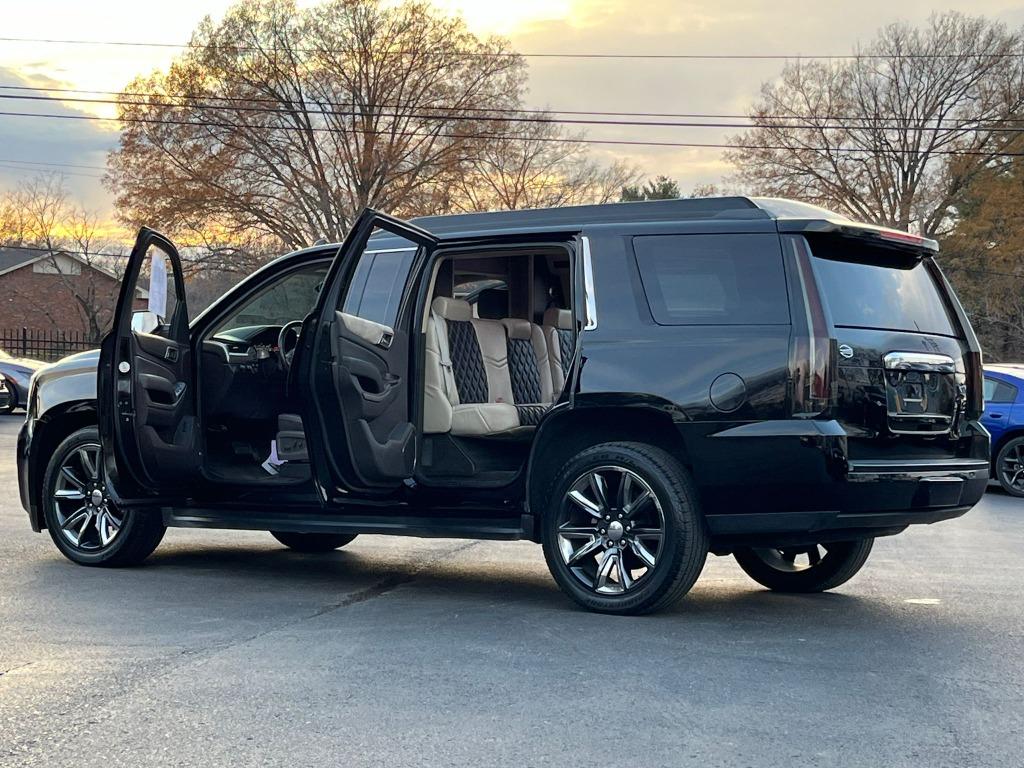 2016 GMC Yukon Denali photo 13