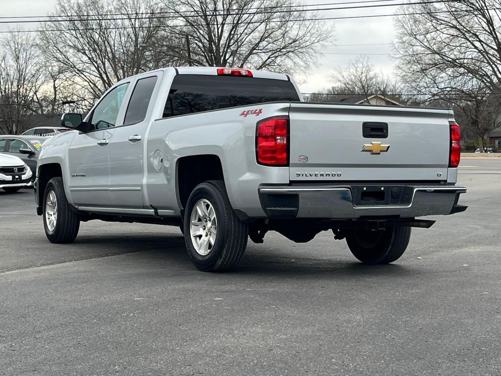 2018 Chevrolet Silverado 1500 LT photo 6