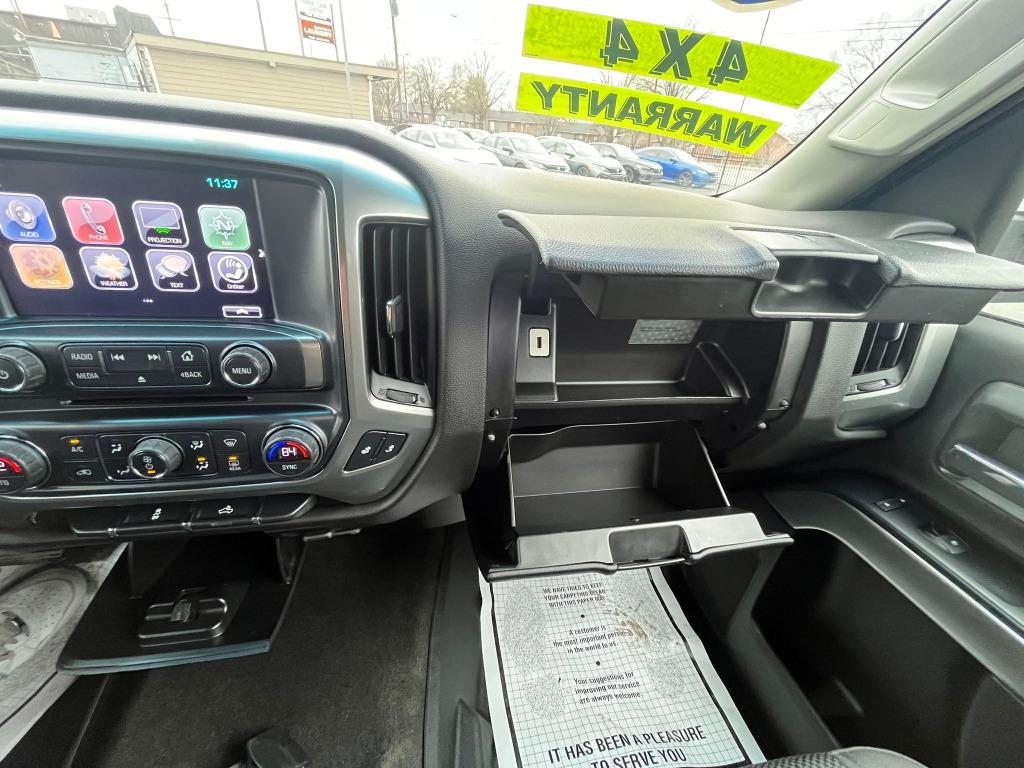 2018 Chevrolet Silverado 1500 LT photo 11