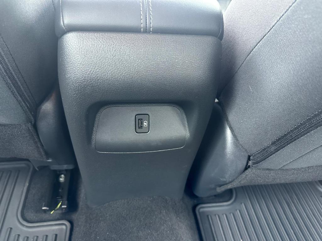 2025 Nissan Sentra SV - Photo 25