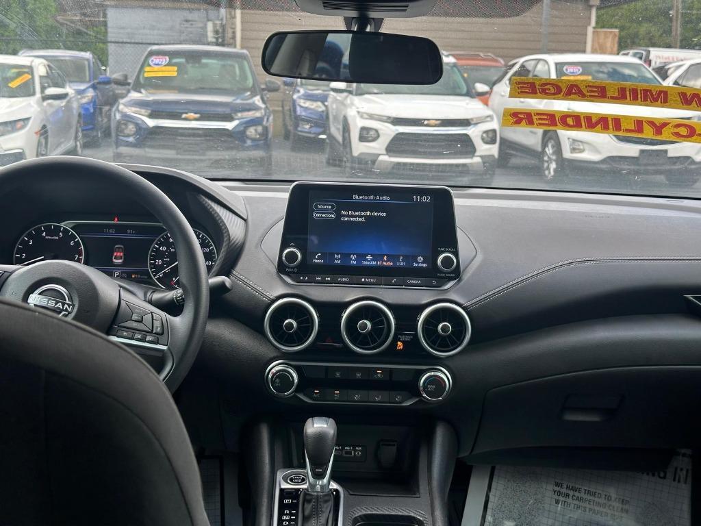 2025 Nissan Sentra SV - Photo 10