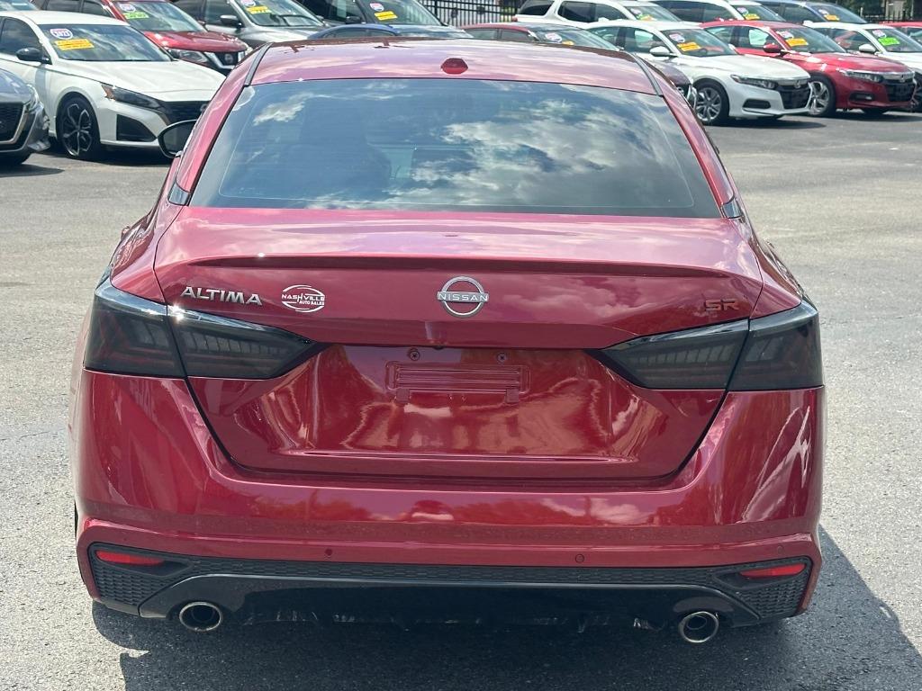 2025 Nissan Altima SR - Photo 7