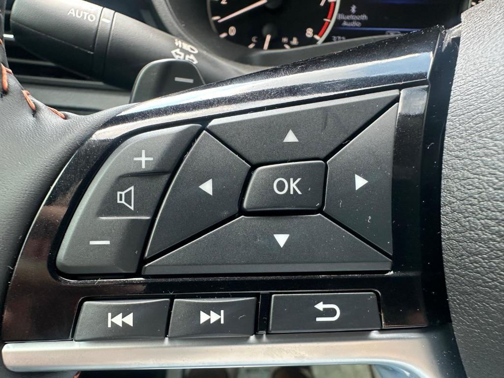2025 Nissan Altima SR - Photo 15