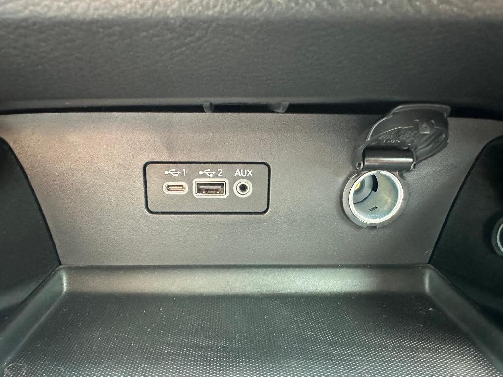 2025 Nissan Altima SR - Photo 21