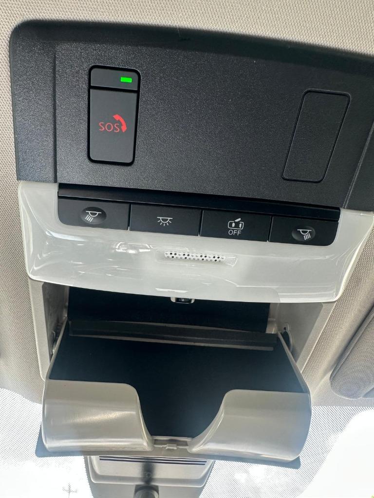 2025 Nissan Altima SR - Photo 24