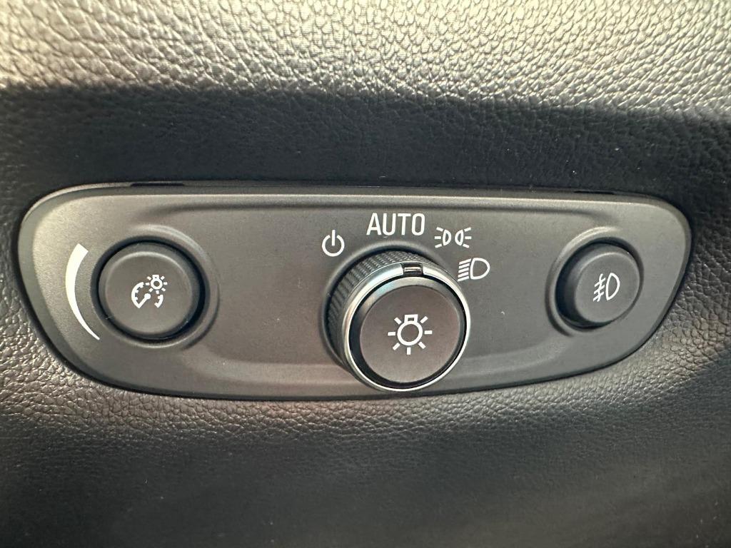 2018 Chevrolet Traverse High Country - Photo 20