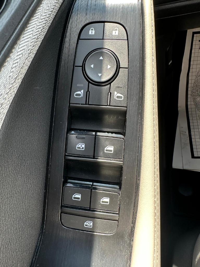 2021 Nissan Rogue SV - Photo 20