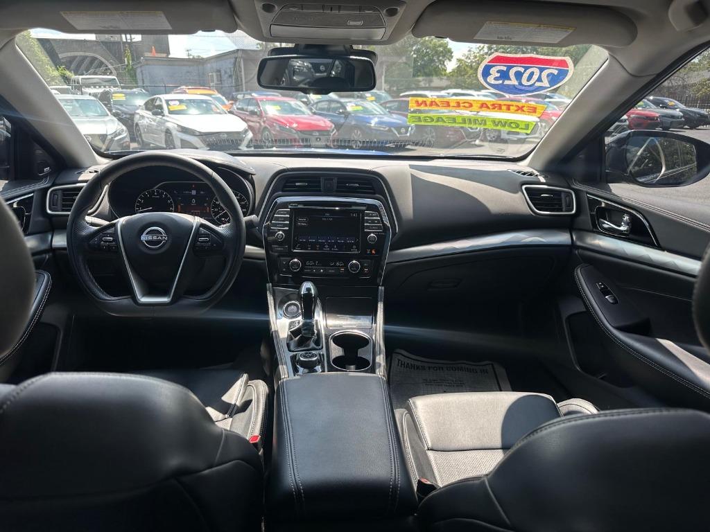 2023 Nissan Maxima SV - Photo 10