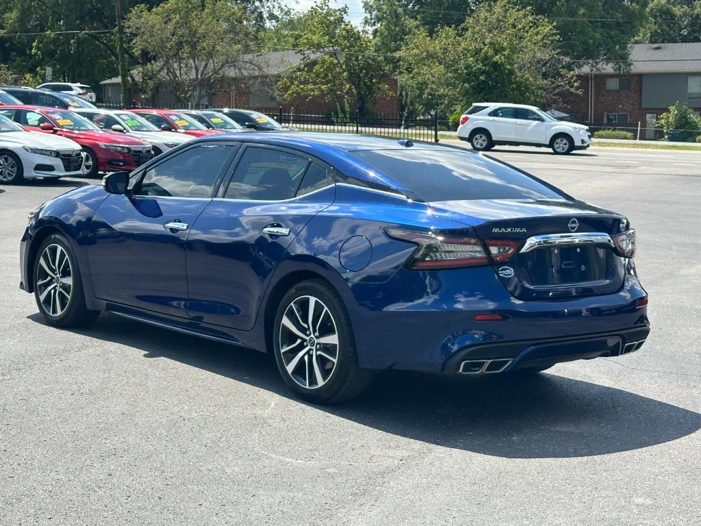 2023 Nissan Maxima SV - Photo 6