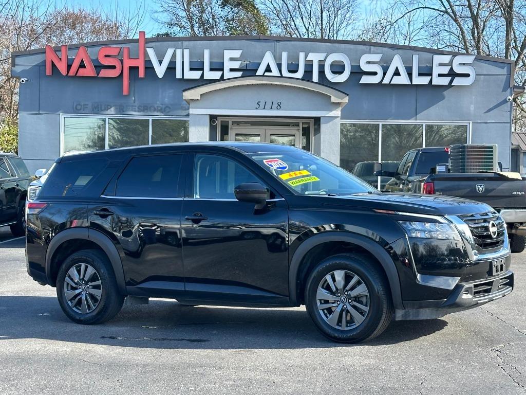 2023 Nissan Pathfinder S