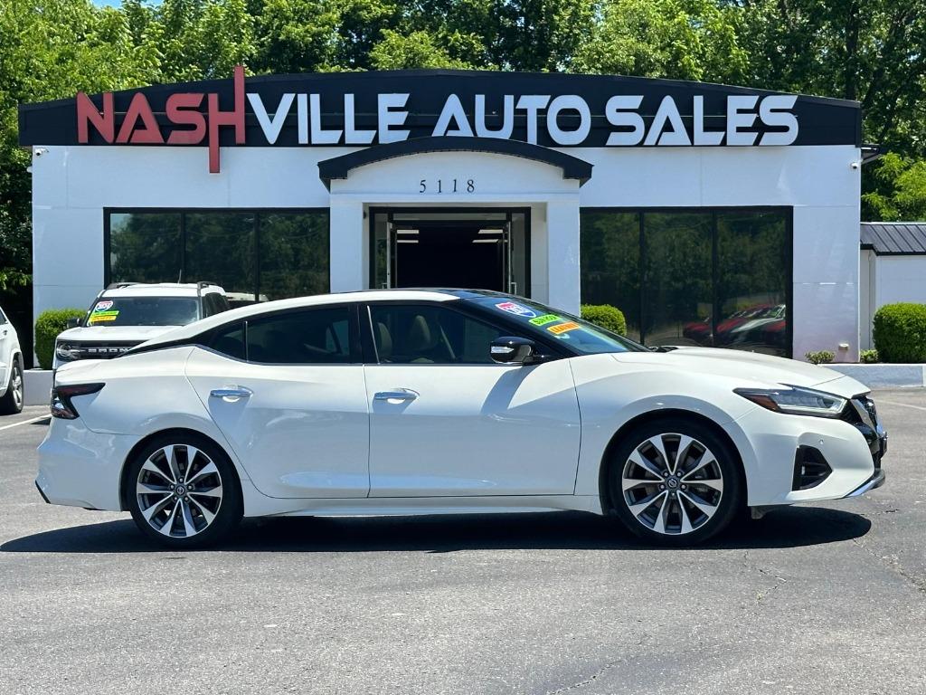2021 Nissan Maxima Platinum's photo